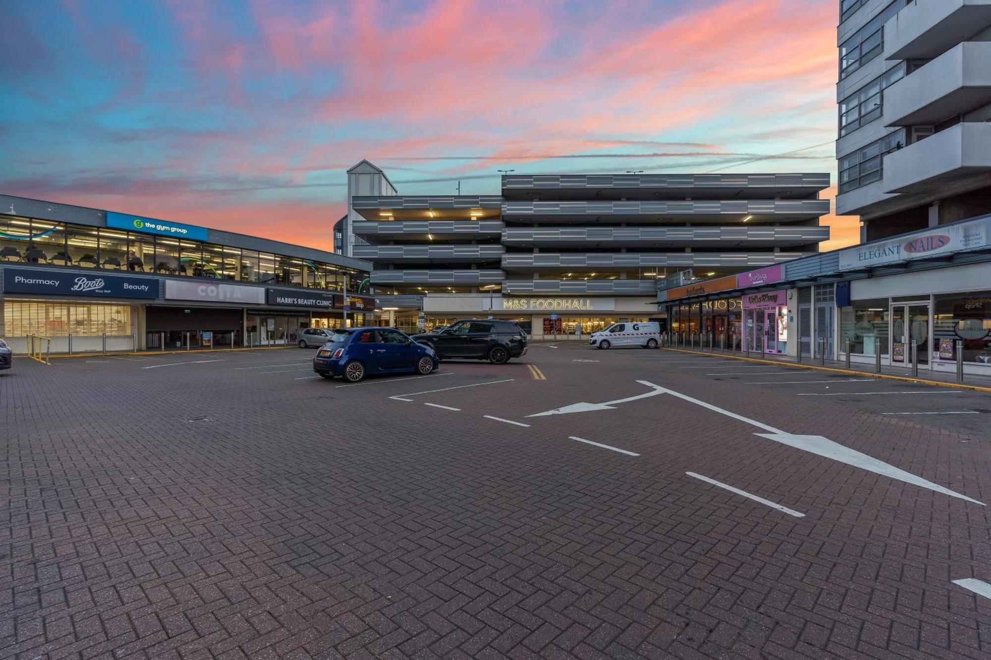 Apartment Heathrow Sleeps 4